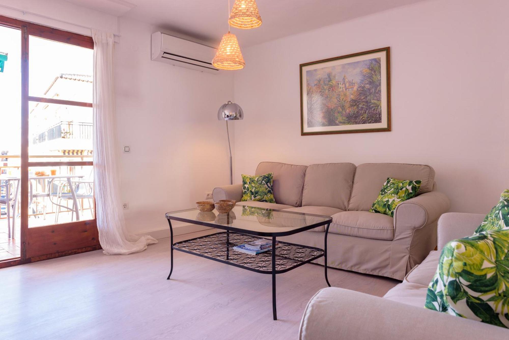 Port Perfection: Your Dream Apartment By The Beach Jávea エクステリア 写真