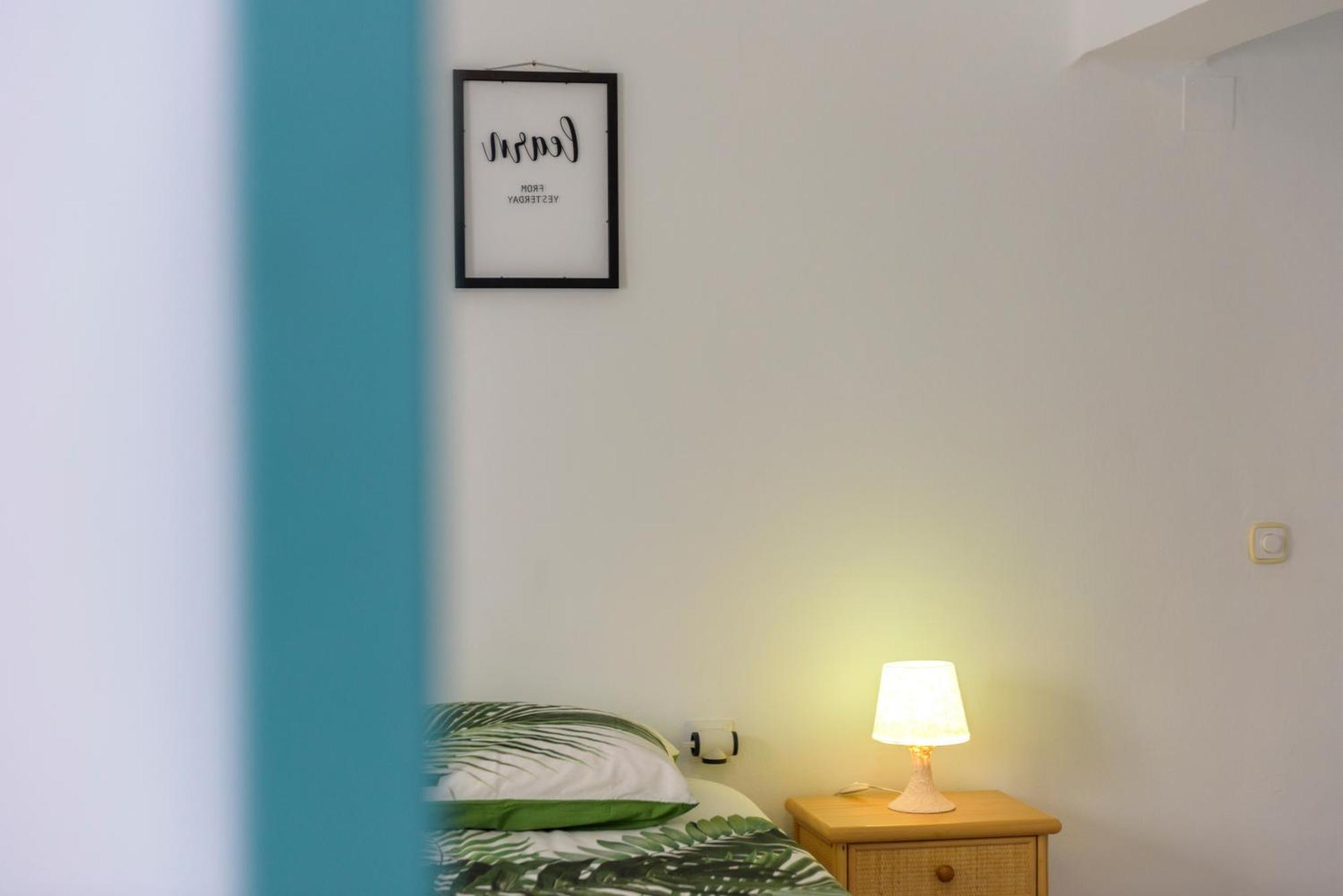 Port Perfection: Your Dream Apartment By The Beach Jávea エクステリア 写真