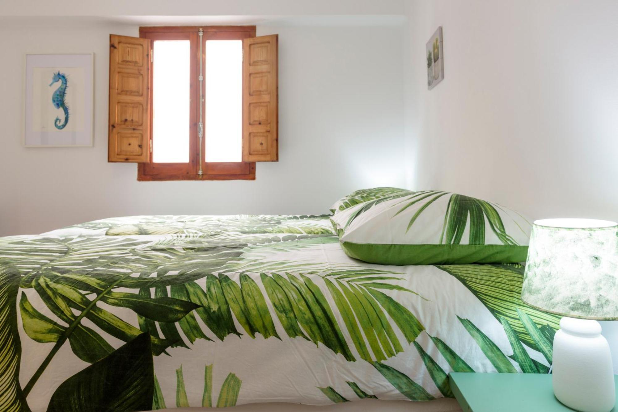 Port Perfection: Your Dream Apartment By The Beach Jávea エクステリア 写真