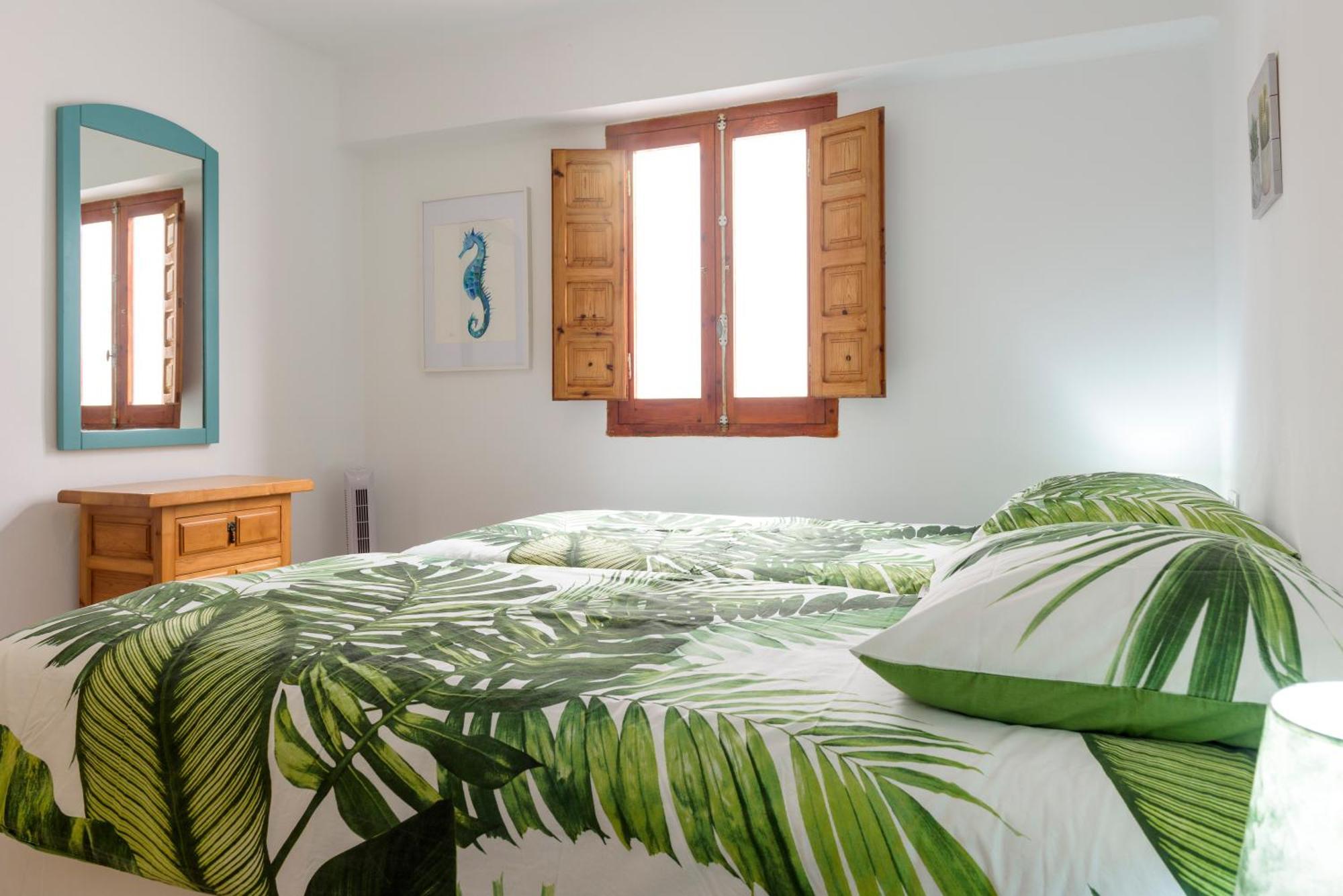 Port Perfection: Your Dream Apartment By The Beach Jávea エクステリア 写真
